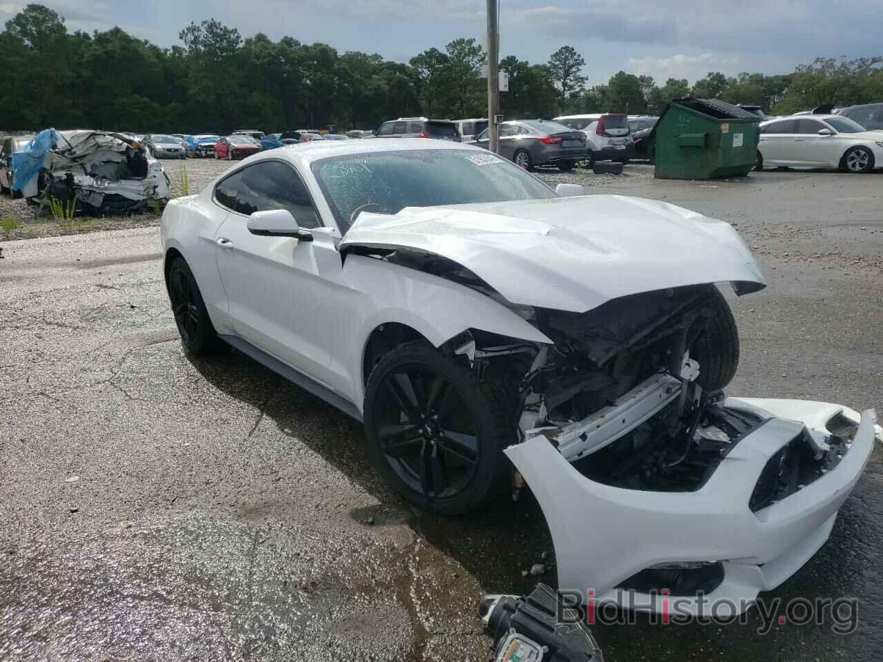 Photo 1FA6P8TH7H5275682 - FORD MUSTANG 2017