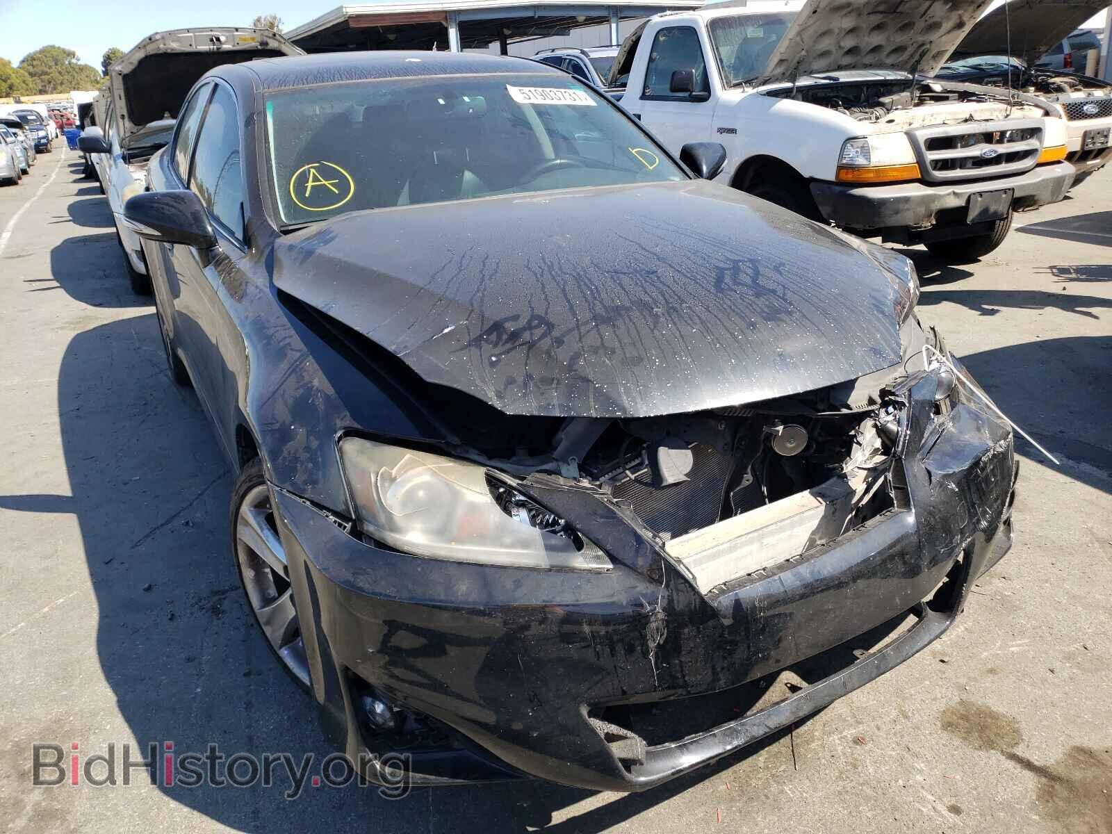 Photo JTHBF5C2XB5146587 - LEXUS IS 2011