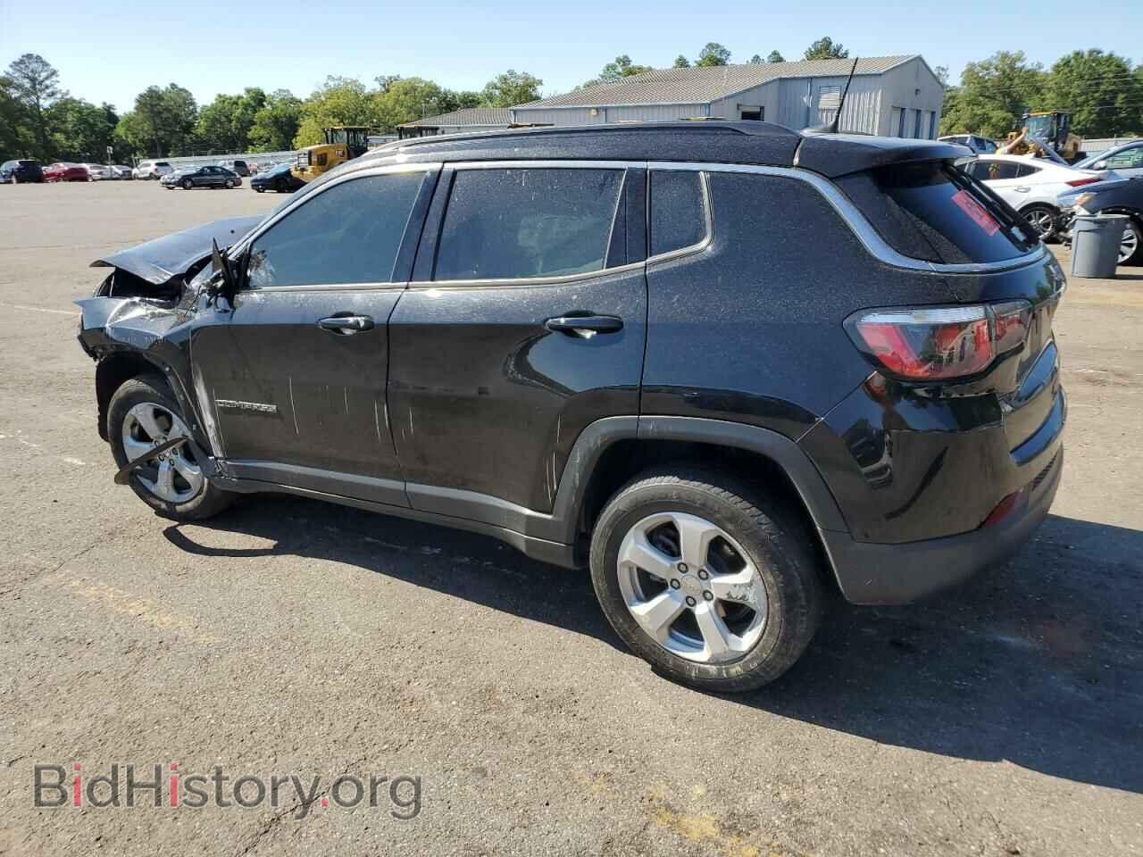 2018 JEEP COMPASS - VIN: 3C4NJCBB7JT240976 - Фото 2