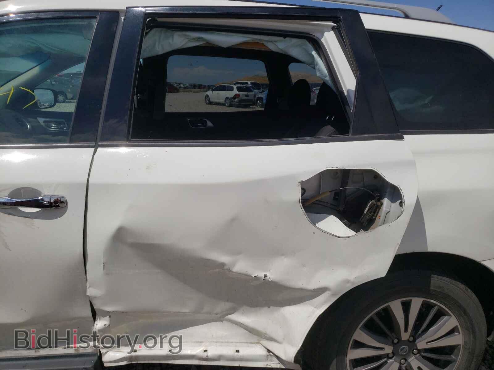 2017 NISSAN PATHFINDER - VIN: 5N1DR2MN2HC682894 - Фото 9