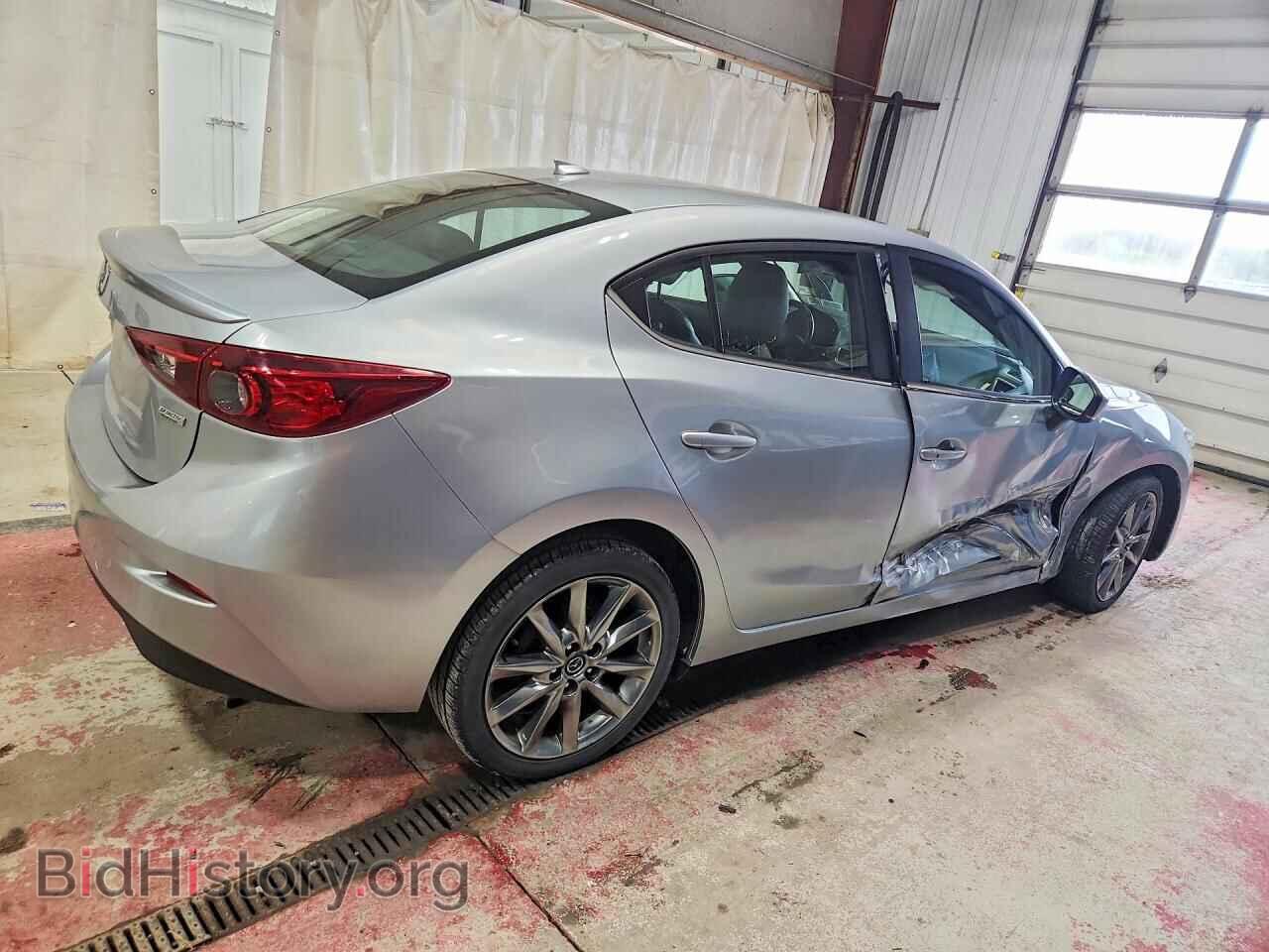 2018 MAZDA 3 - VIN: 3MZBN1V35JM211970 - Фото 3