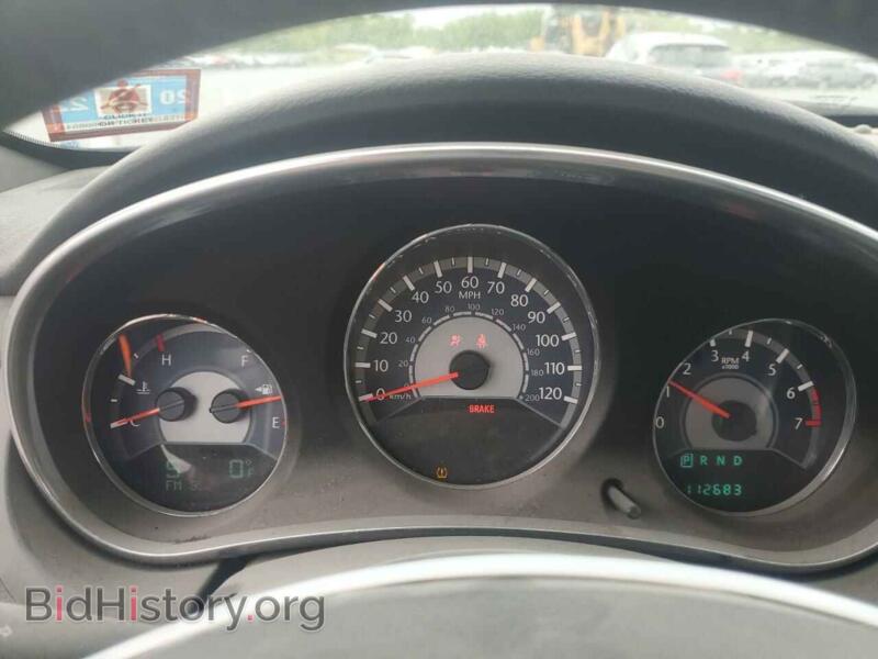2013 Chrysler 200 (VIN 1C3CCBBG7DN533745) — photo 9 of 12