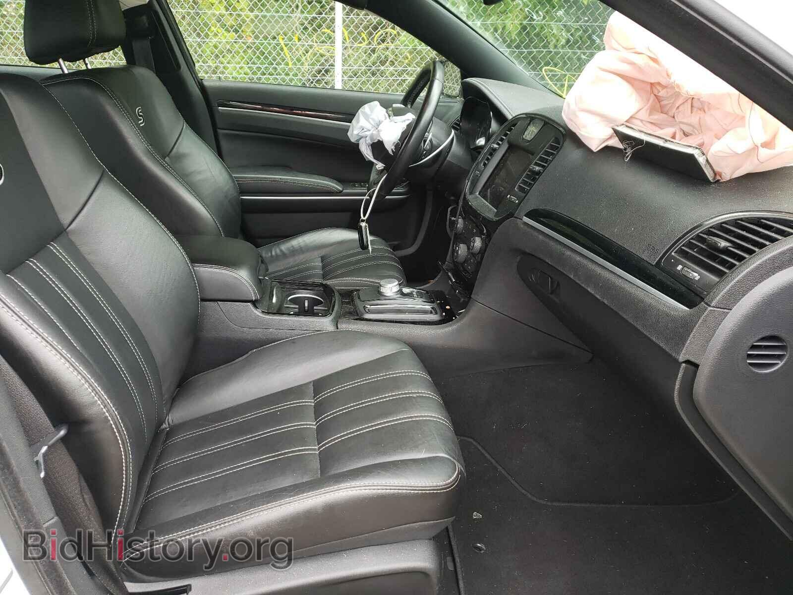 2019 CHRYSLER 300 - VIN: 2C3CCAGG8KH758247 - Фото 5