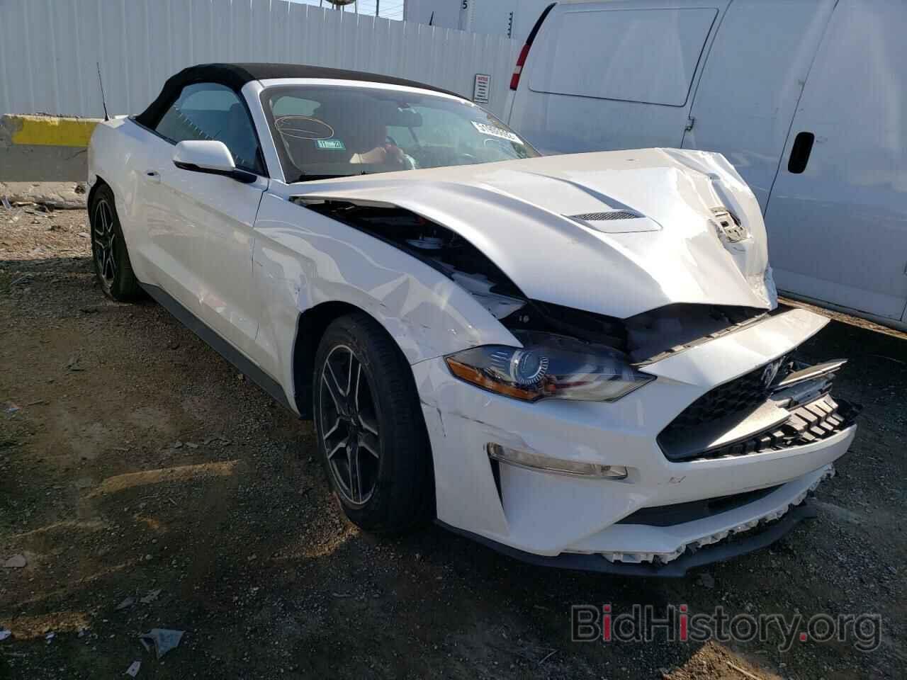 Photo 1FATP8UH8J5145496 - FORD MUSTANG 2018