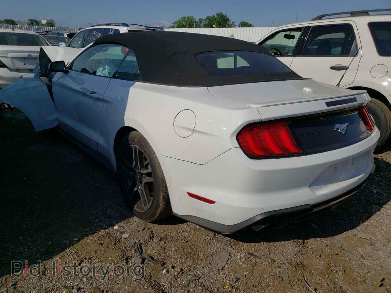 2018 FORD MUSTANG - VIN: 1FATP8UH8J5145496 - Фото 3