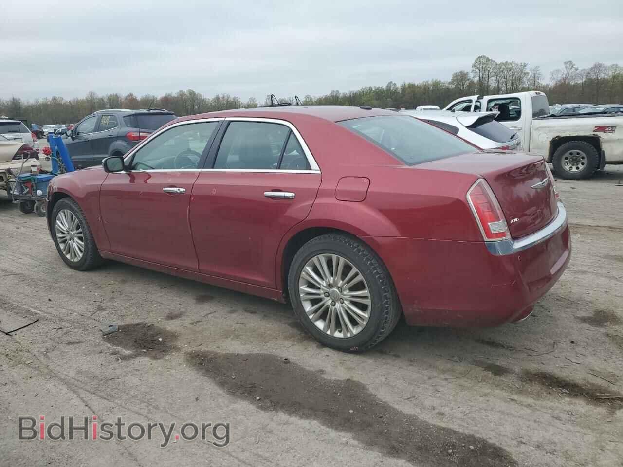 2012 CHRYSLER 300 - VIN: 2C3CCAHG9CH167229 - Фото 2