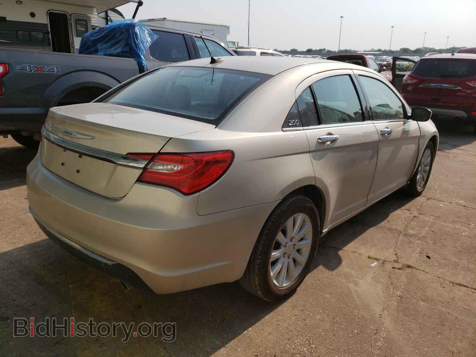 2014 CHRYSLER 200 - VIN: 1C3CCBCG9EN135100 - Фото 4