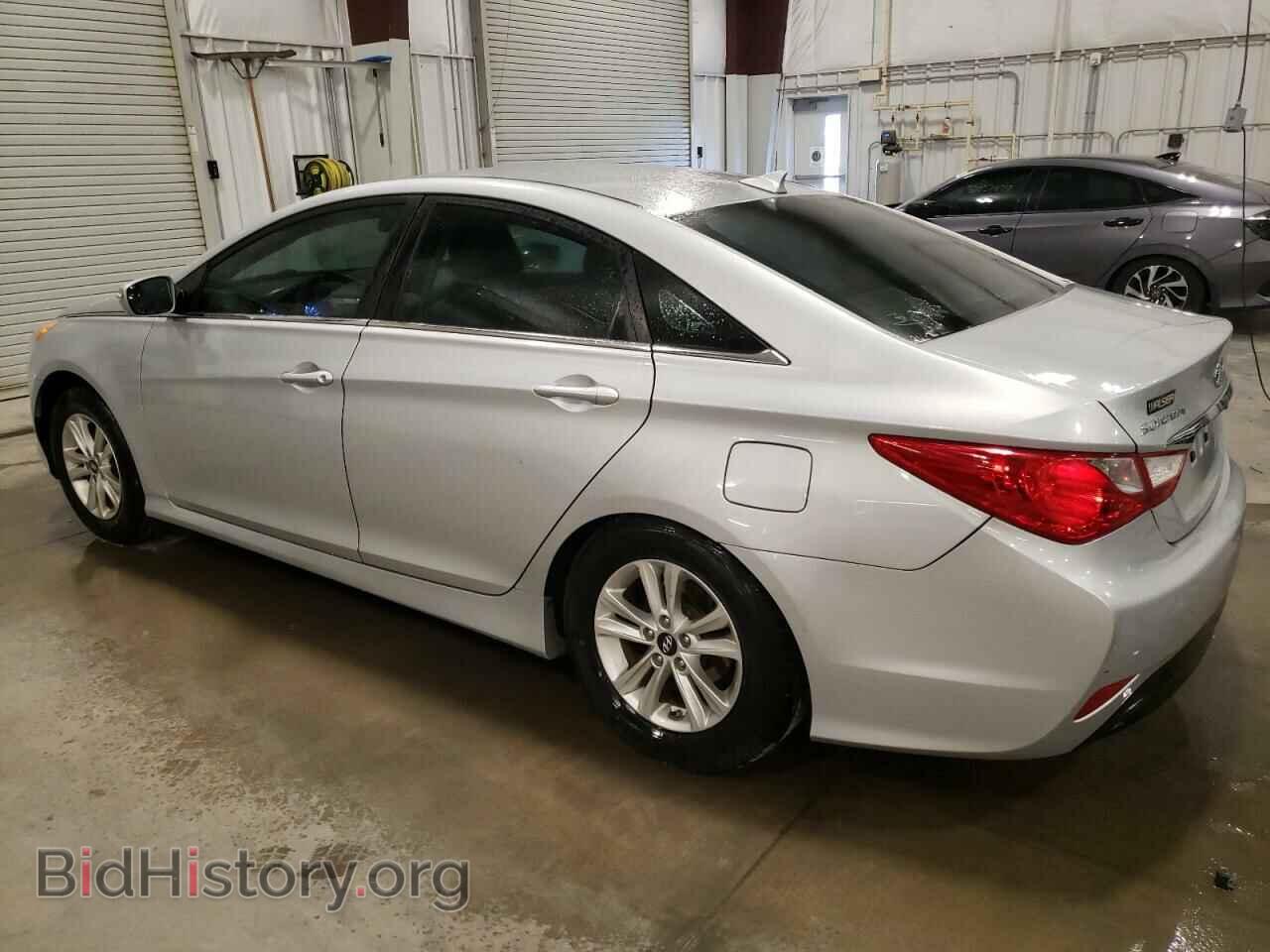 2014 HYUNDAI SONATA - VIN: 5NPEB4ACXEH848199 - Фото 2