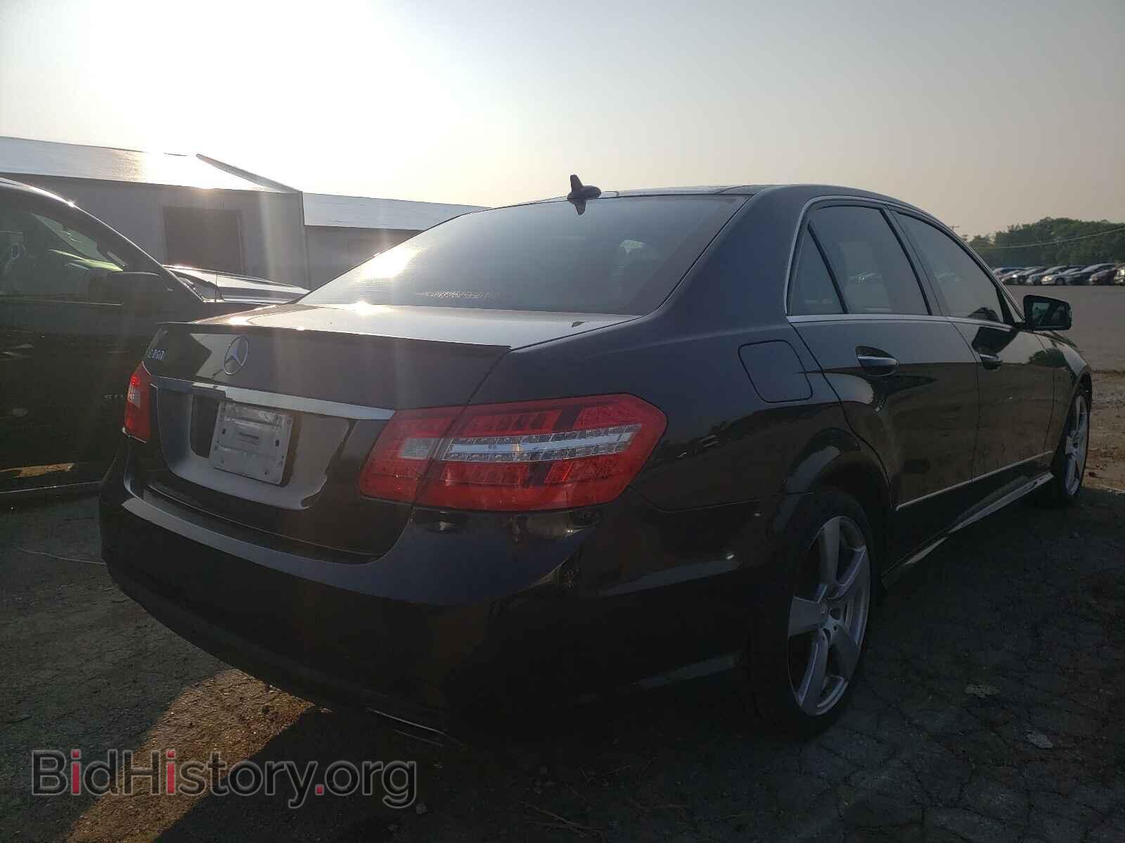 2011 MERCEDES-BENZ E-CLASS - VIN: WDDHF5GBXBA403136 - Фото 4
