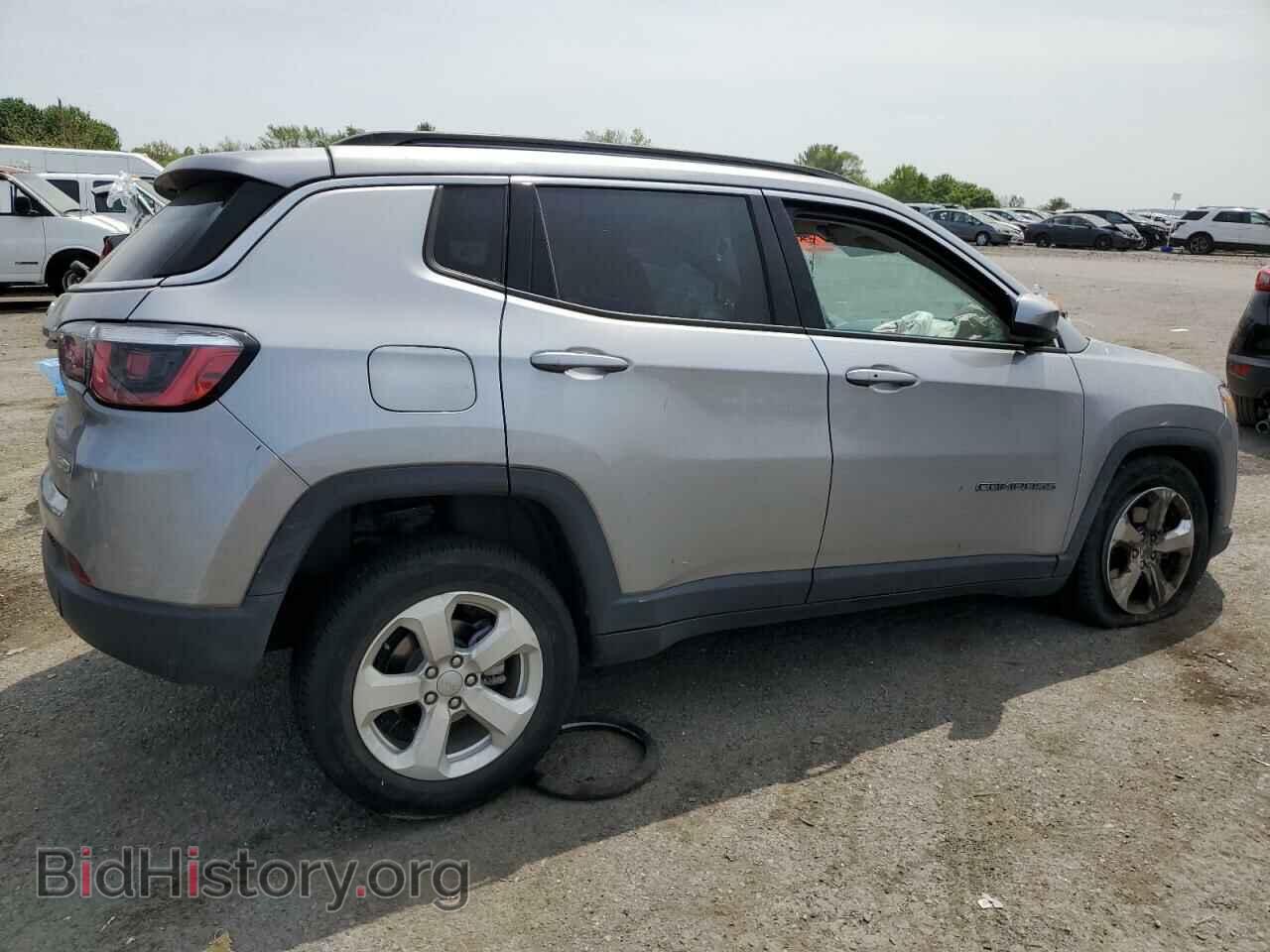 2018 JEEP COMPASS - VIN: 3C4NJDBB3JT154733 - Фото 3