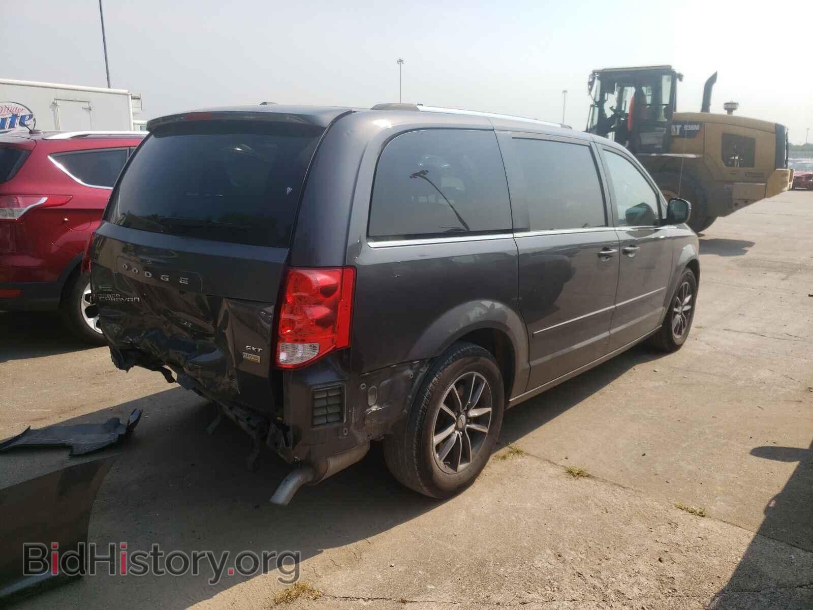 2017 DODGE GRAND CARA - VIN: 2C4RDGCG1HR860875 - Фото 4