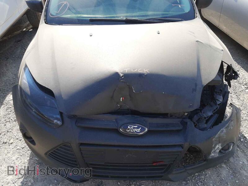 2012 Ford FOCUS (VIN 1FAHP3F22CL120206) — photo 7 of 10