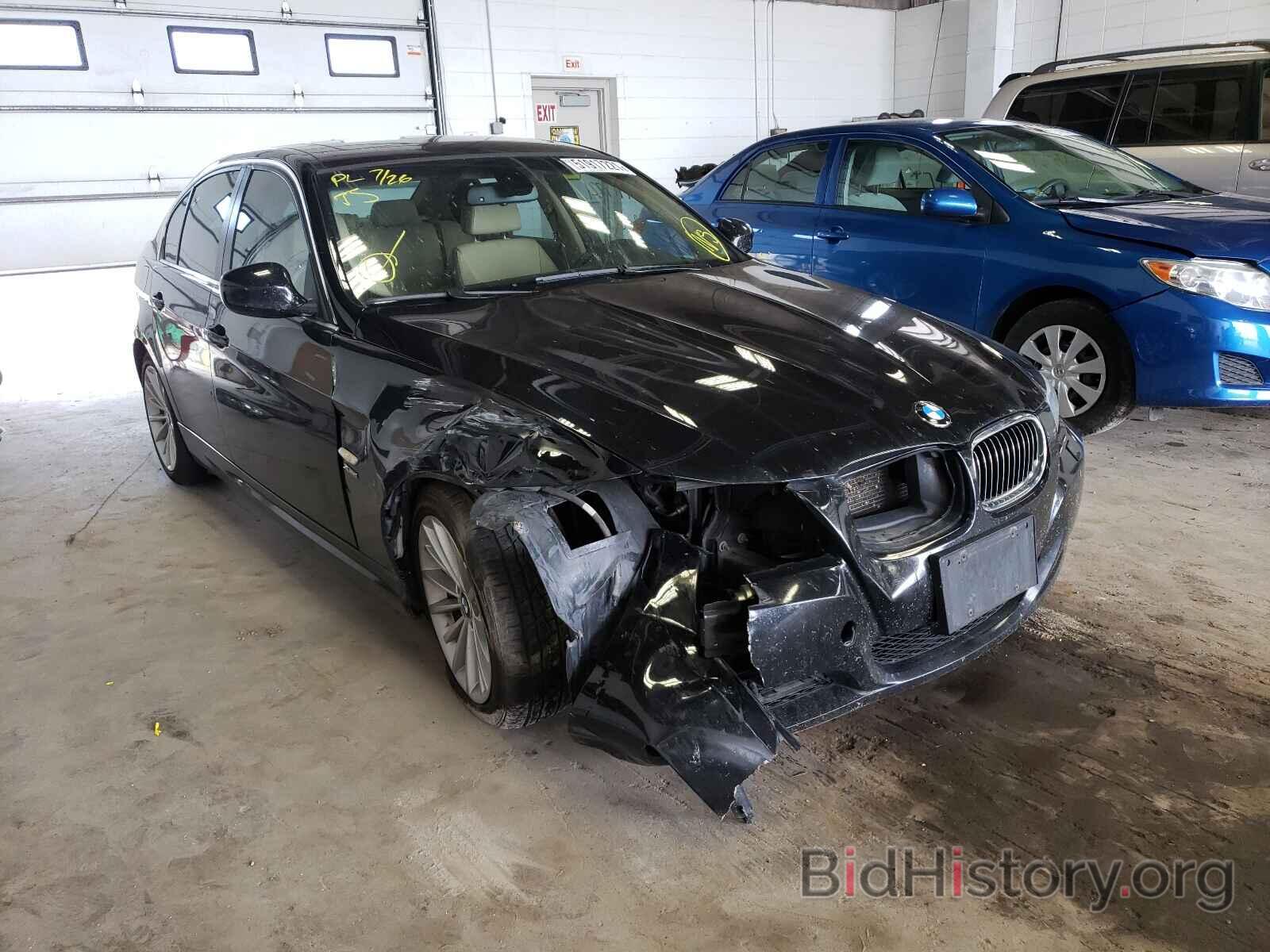 Photo WBAPL33569A405363 - BMW 3 SERIES 2009