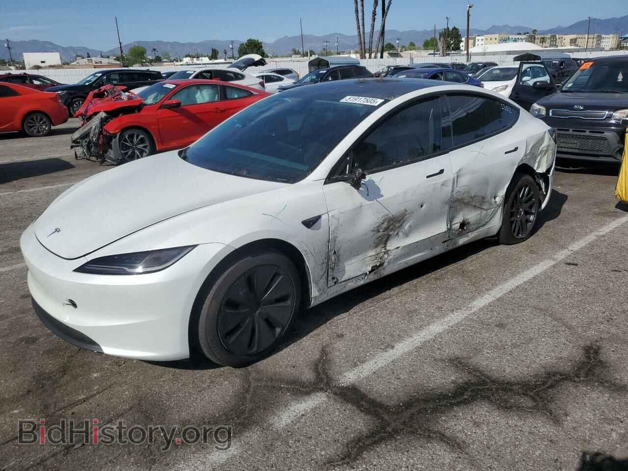 Фотография 5YJ3E1EA4RF786437 - TESLA MODEL 3 2024