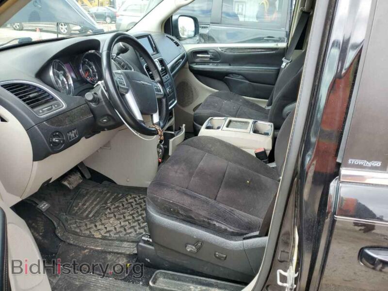 2011 Chrysler MINIVAN (VIN 2A4RR5DG0BR746789) — photo 7 of 12