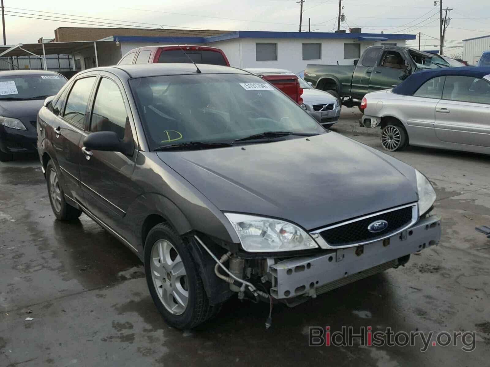 Photo 1FAFP38ZX5W298464 - FORD FOCUS 2005