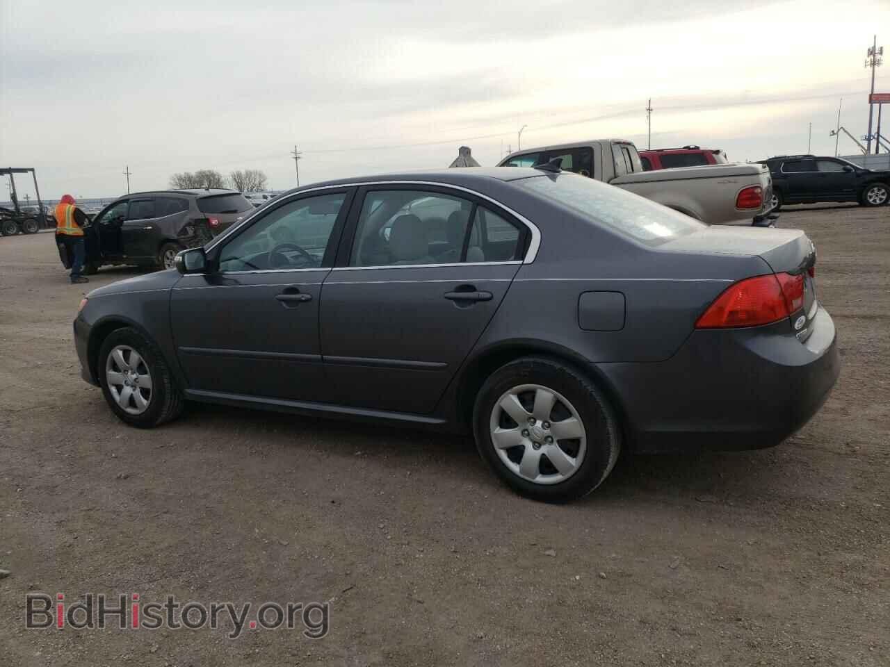 2009 KIA OPTIMA - VIN: KNAGE228095357092 - Фото 2