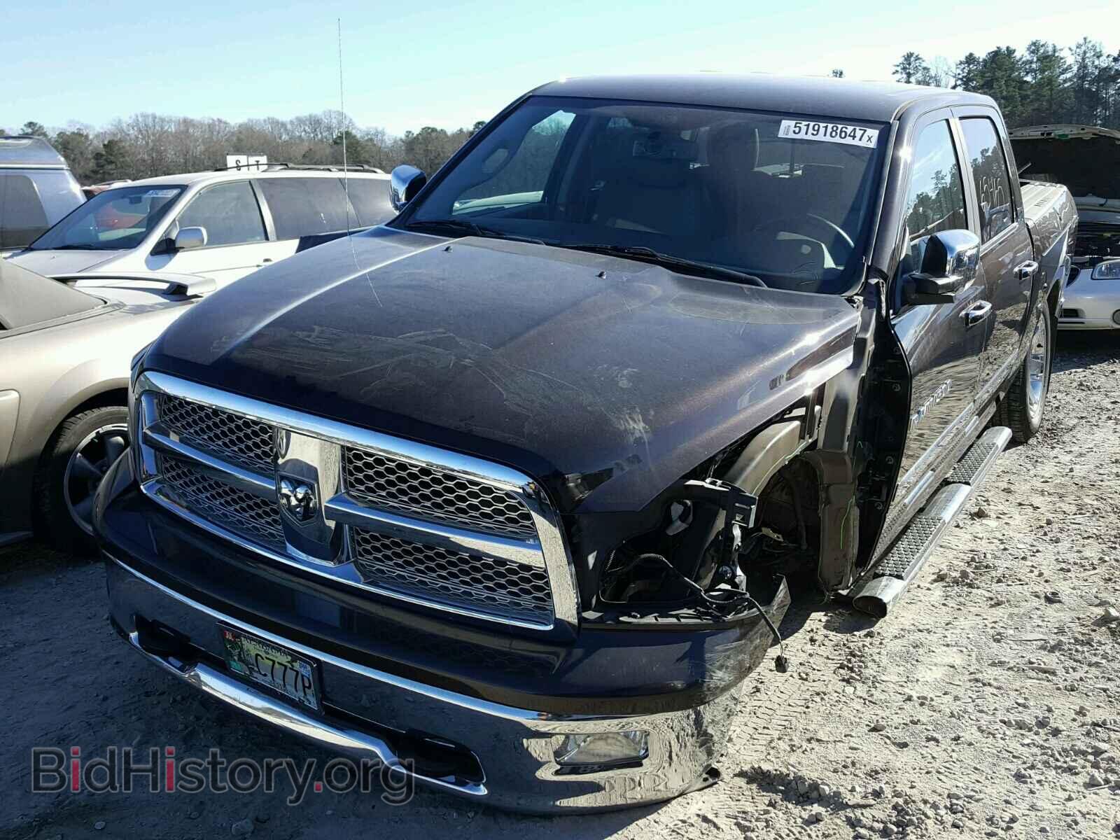 2011 DODGE RAM 1500 - VIN: 1D7RV1CTXBS509157 - Фото 2