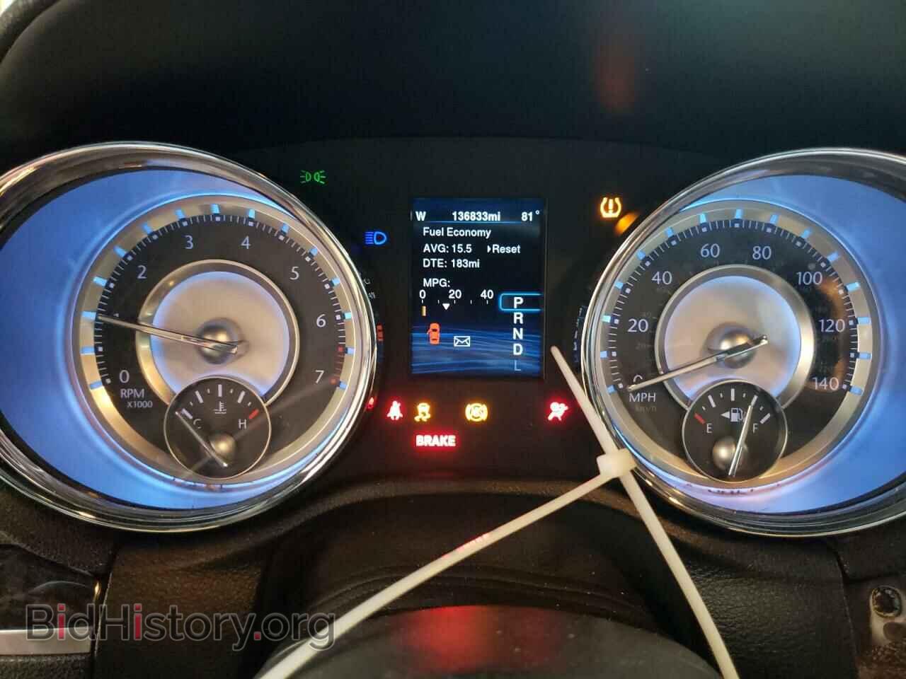 2014 CHRYSLER 300 - VIN: 2C3CCAAG1EH330355 - Фото 9