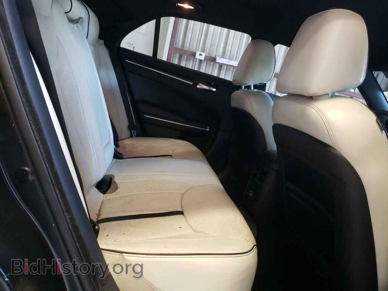 2014 CHRYSLER 300 - VIN: 2C3CCAAG1EH330355 - Фото 10