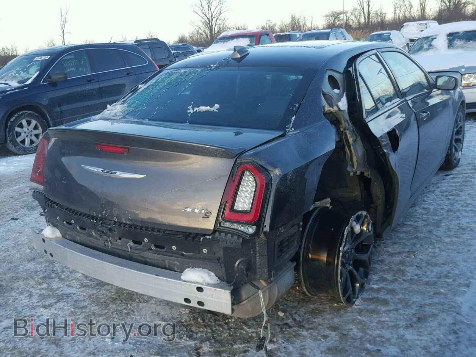 2016 CHRYSLER 300 - VIN: 2C3CCABT8GH295103 - Фото 4