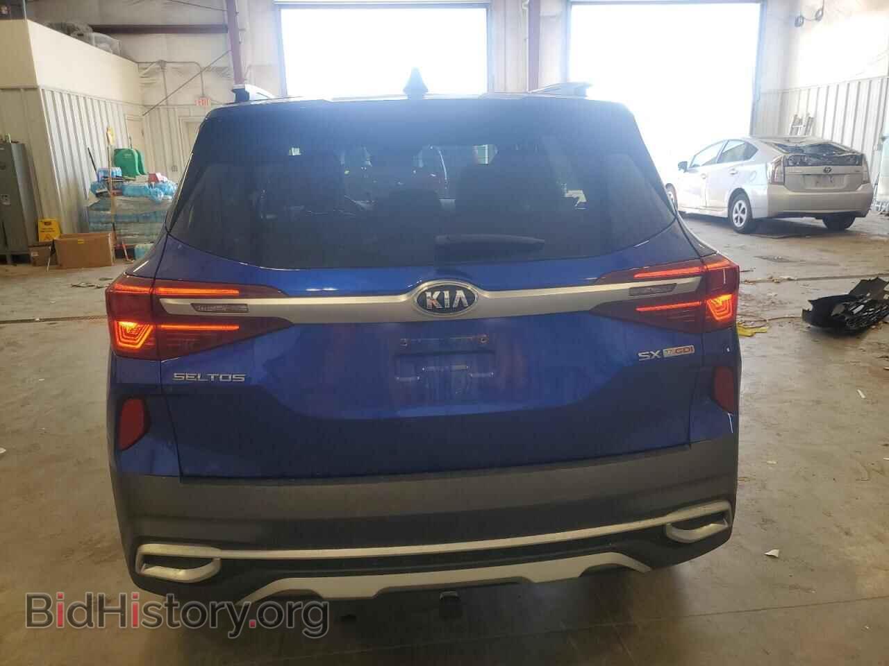 2021 KIA SELTOS - VIN: KNDETCA29M7177206 - Фото 6