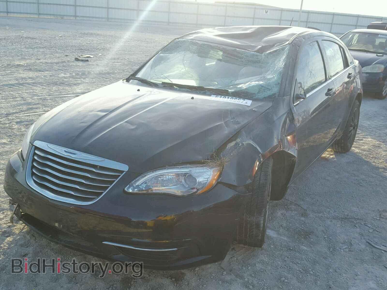 2014 CHRYSLER 200 - VIN: 1C3CCBAB7EN210268 - Фото 2