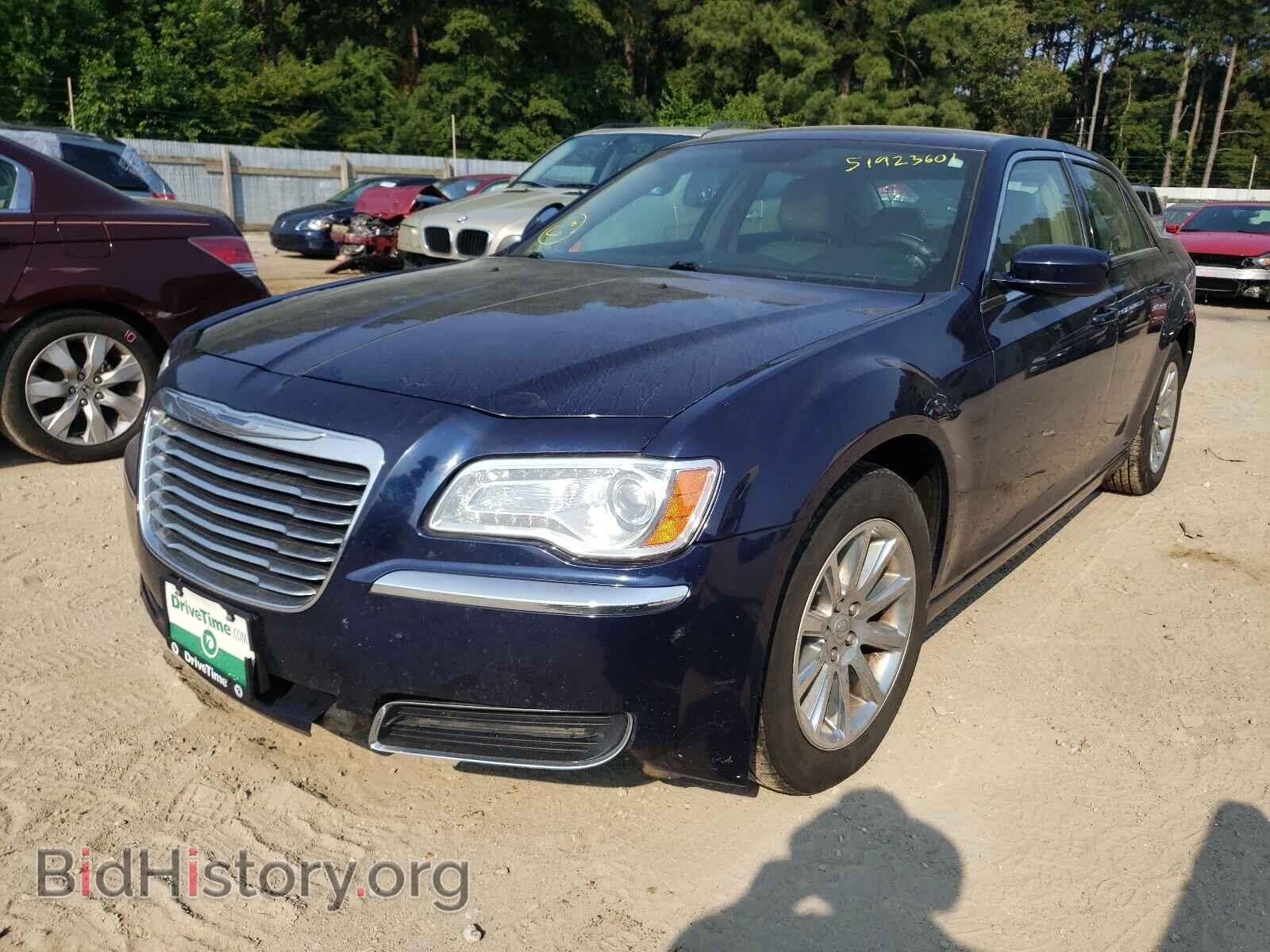 2014 CHRYSLER 300 - VIN: 2C3CCAAG9EH330071 - Фото 2