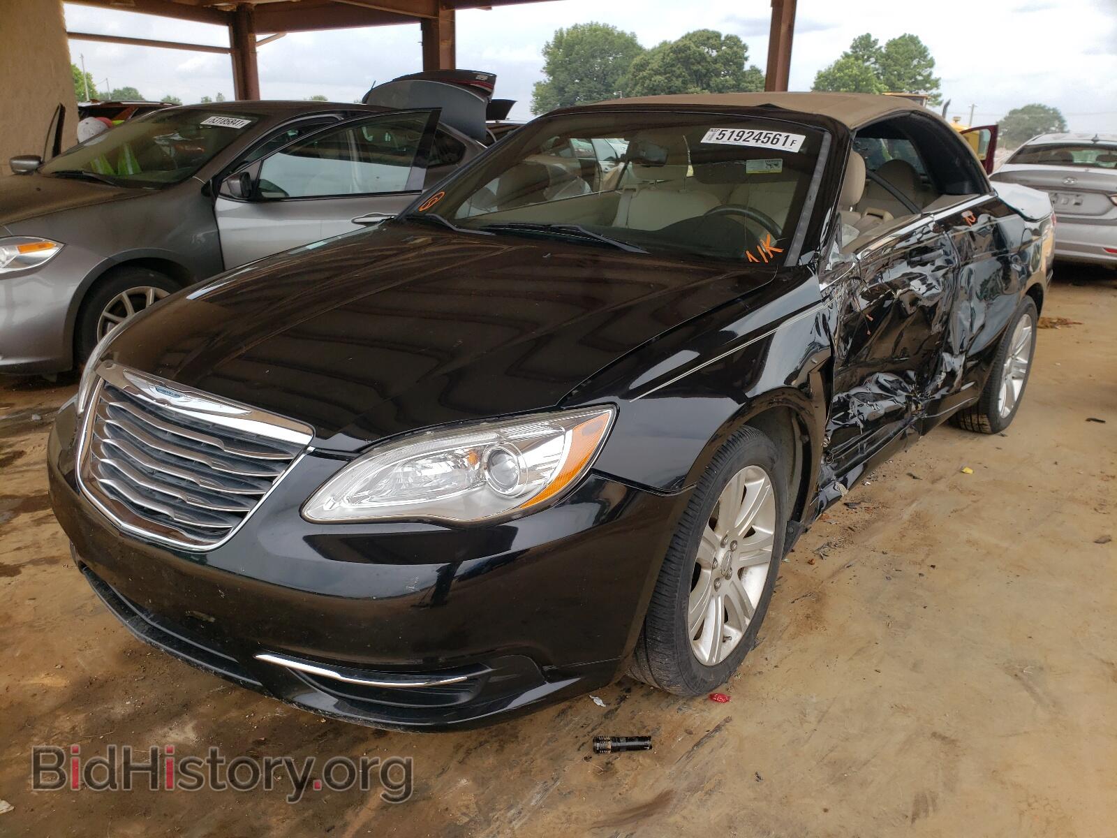 2012 CHRYSLER 200 - VIN: 1C3BCBEB1CN249909 - Photo 2