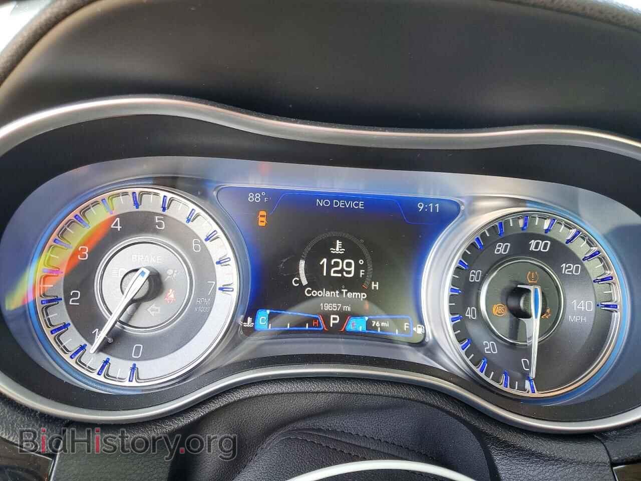 2023 CHRYSLER 300 - VIN: 2C3CCAAG9PH566061 - Фото 9