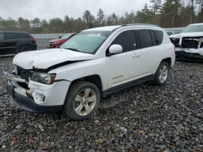 2015 Jeep COMPASS Latitude, белый — VIN 1C4NJCEB1FD264053, Copart