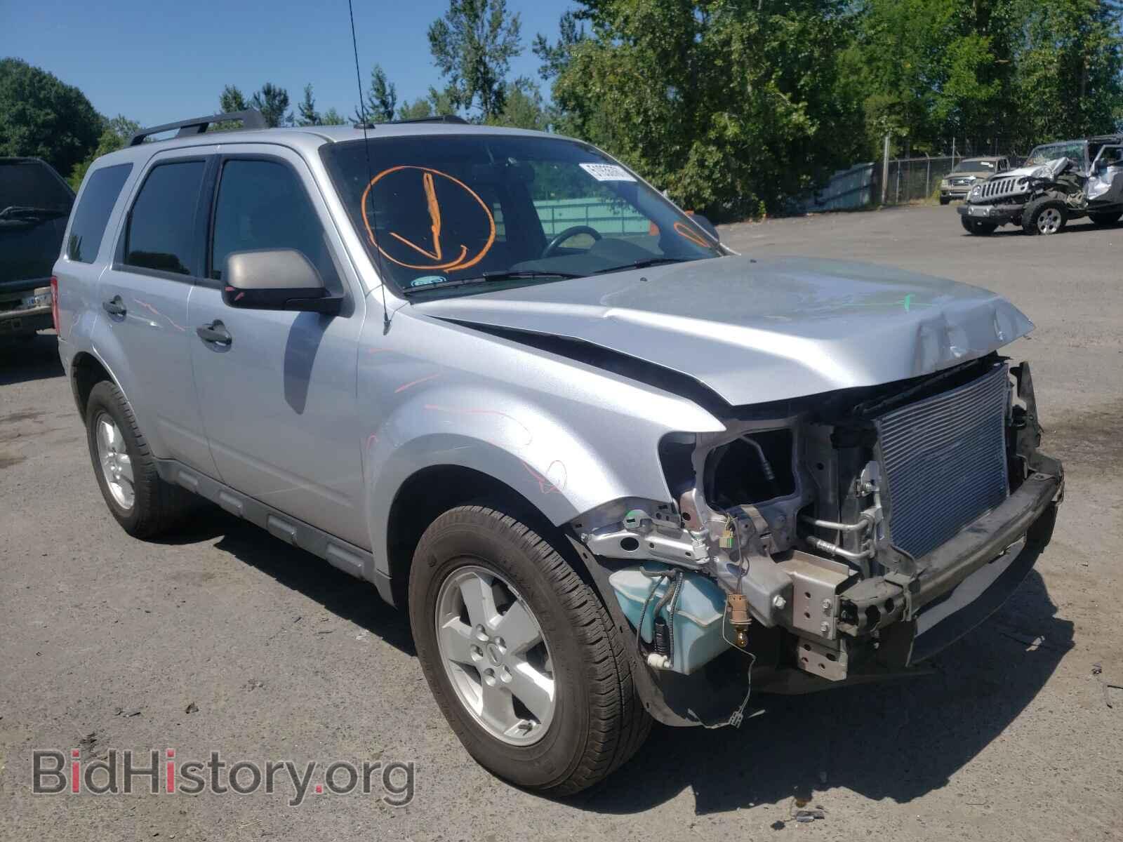 Фотография 1FMCU0DG0BKB98610 - FORD ESCAPE 2011
