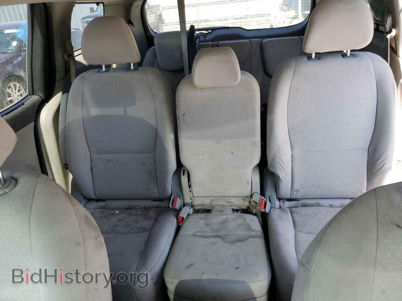 2016 KIA All Models - VIN: KNDMB5C19G6095405 - Photo 10