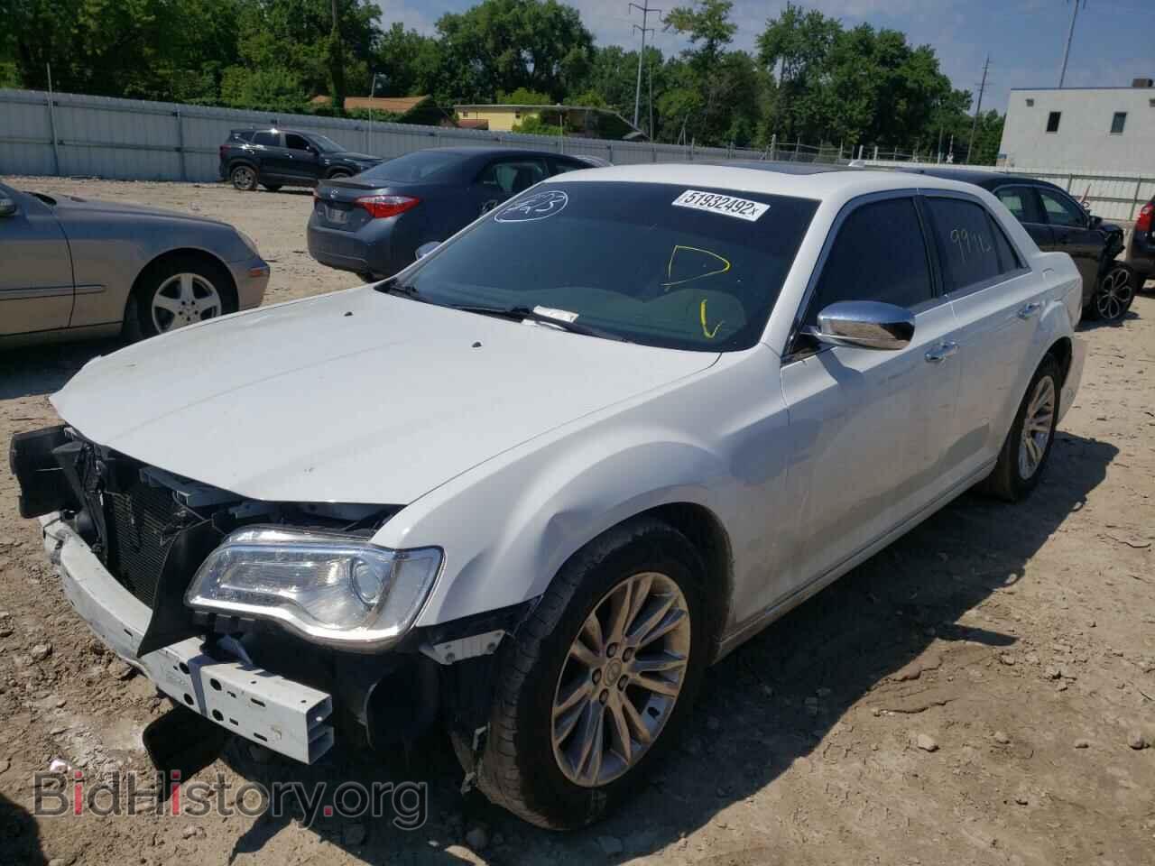 2016 CHRYSLER 300 - VIN: 2C3CCAEG1GH189834 - Фото 2