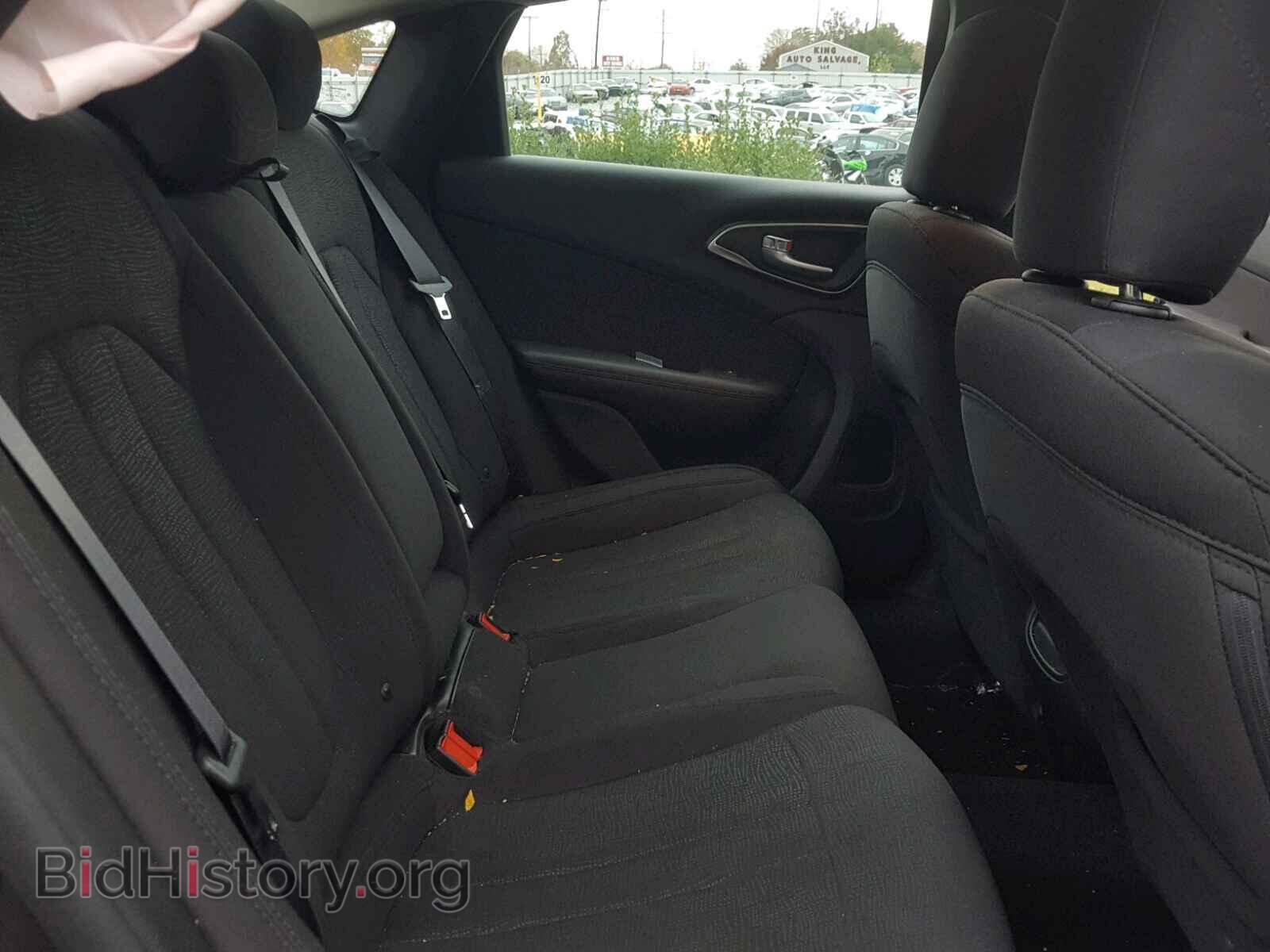 2016 CHRYSLER 200 - VIN: 1C3CCCFB1GN183120 - Фото 6