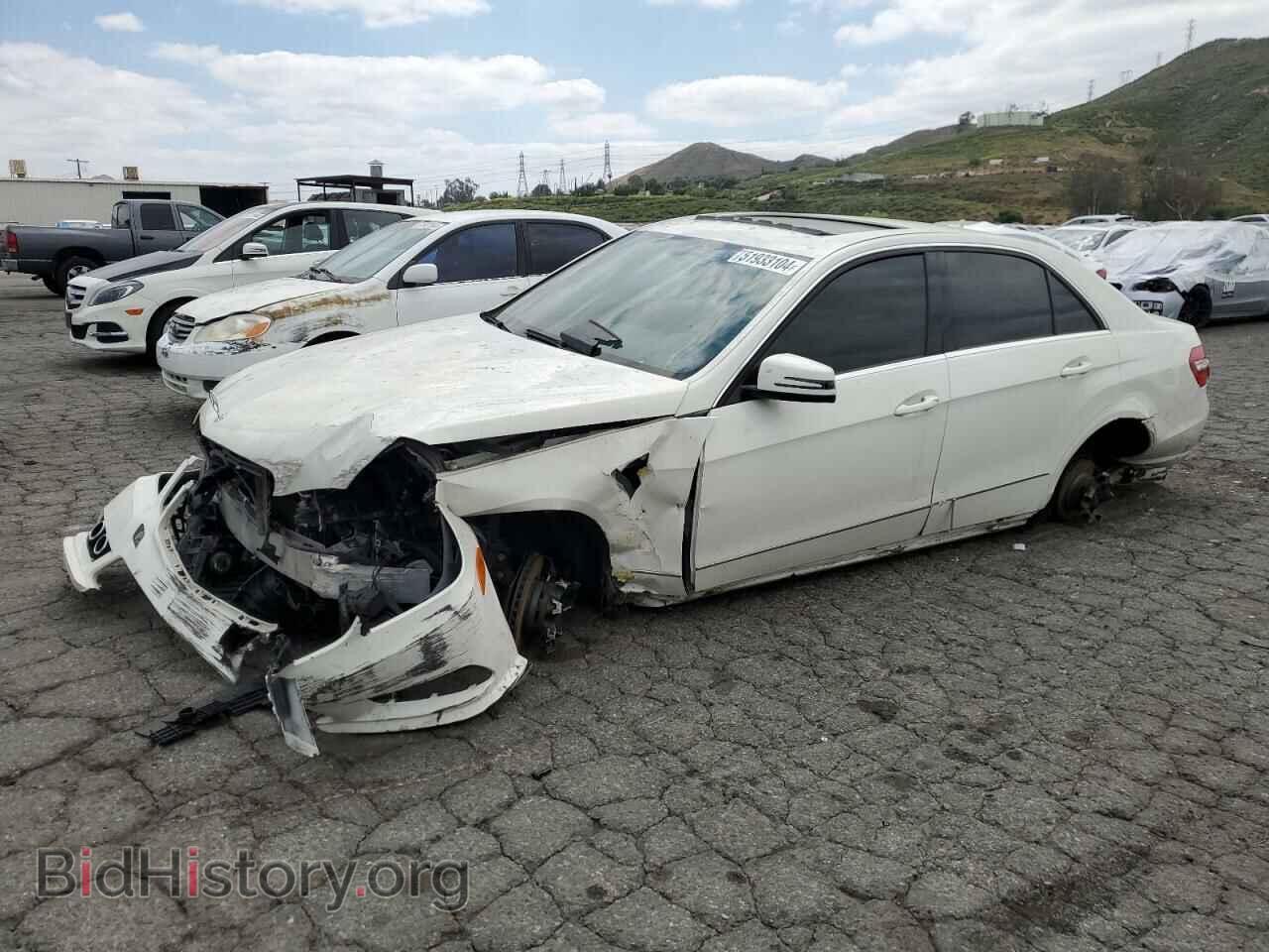Photo WDDHF8HB1AA141375 - MERCEDES-BENZ E-CLASS 2010
