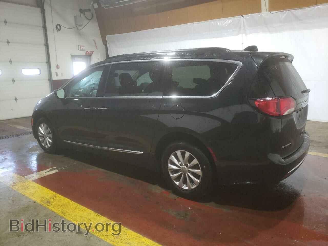 2017 CHRYSLER PACIFICA - VIN: 2C4RC1BG7HR642103 - Фото 2
