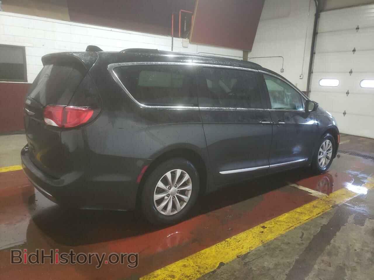 2017 CHRYSLER PACIFICA - VIN: 2C4RC1BG7HR642103 - Фото 3