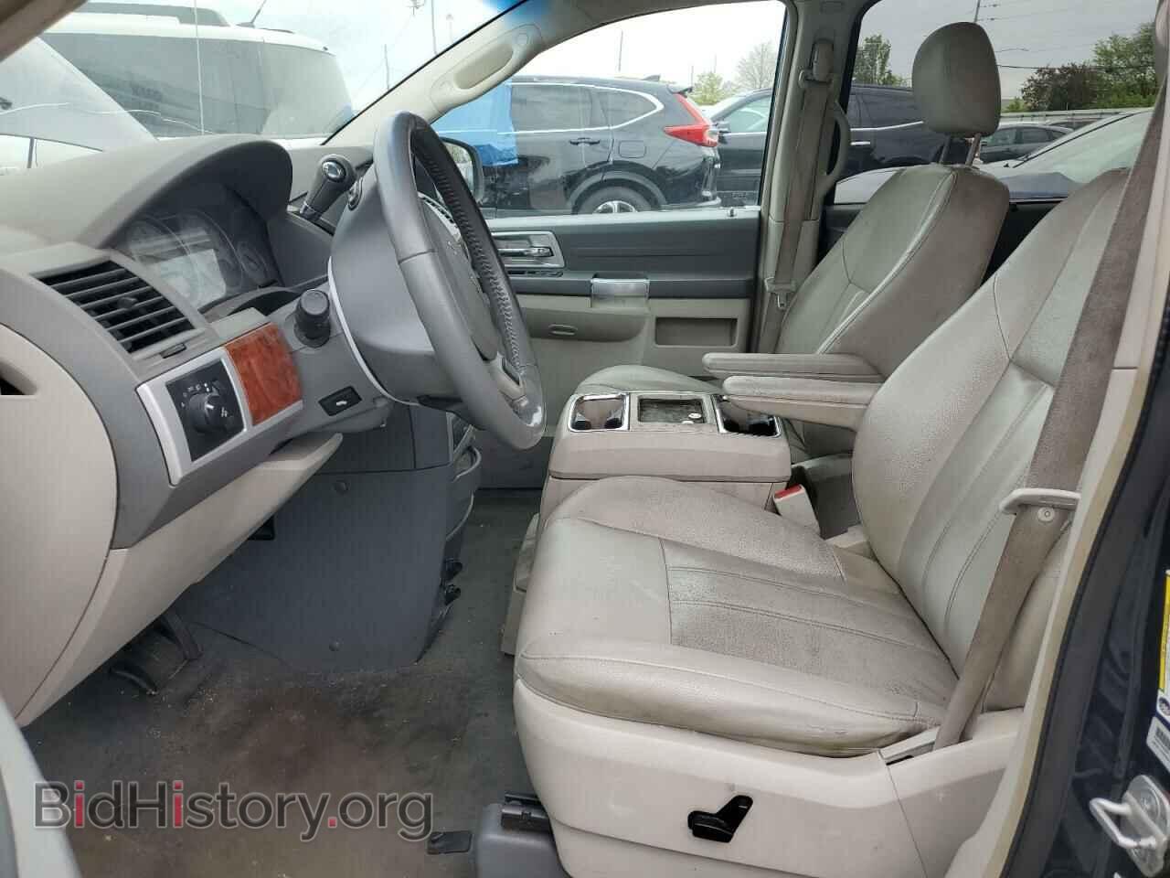 2008 CHRYSLER MINIVAN - VIN: 2A8HR54P18R803679 - Фото 7