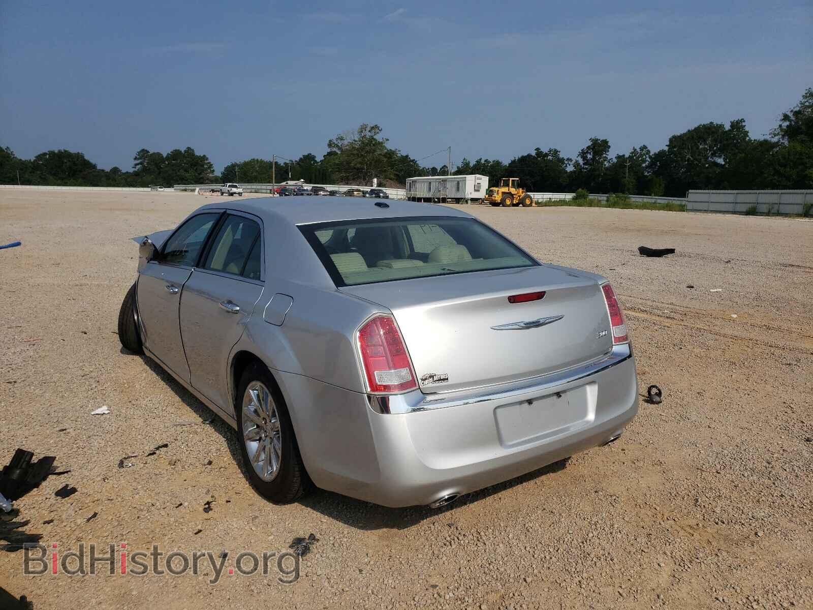 2011 CHRYSLER 300 - VIN: 2C3CA5CG7BH614384 - Фото 3