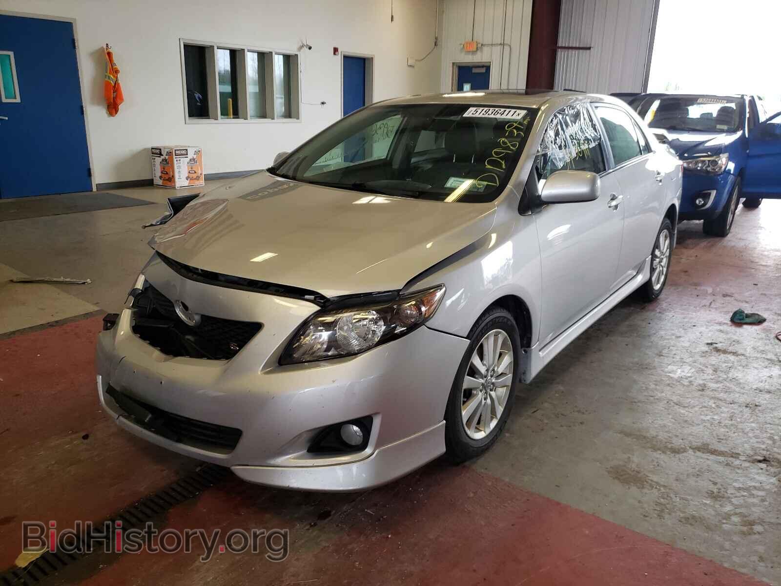 2010 TOYOTA COROLLA - VIN: 2T1BU4EEXAC445748 - Фото 2