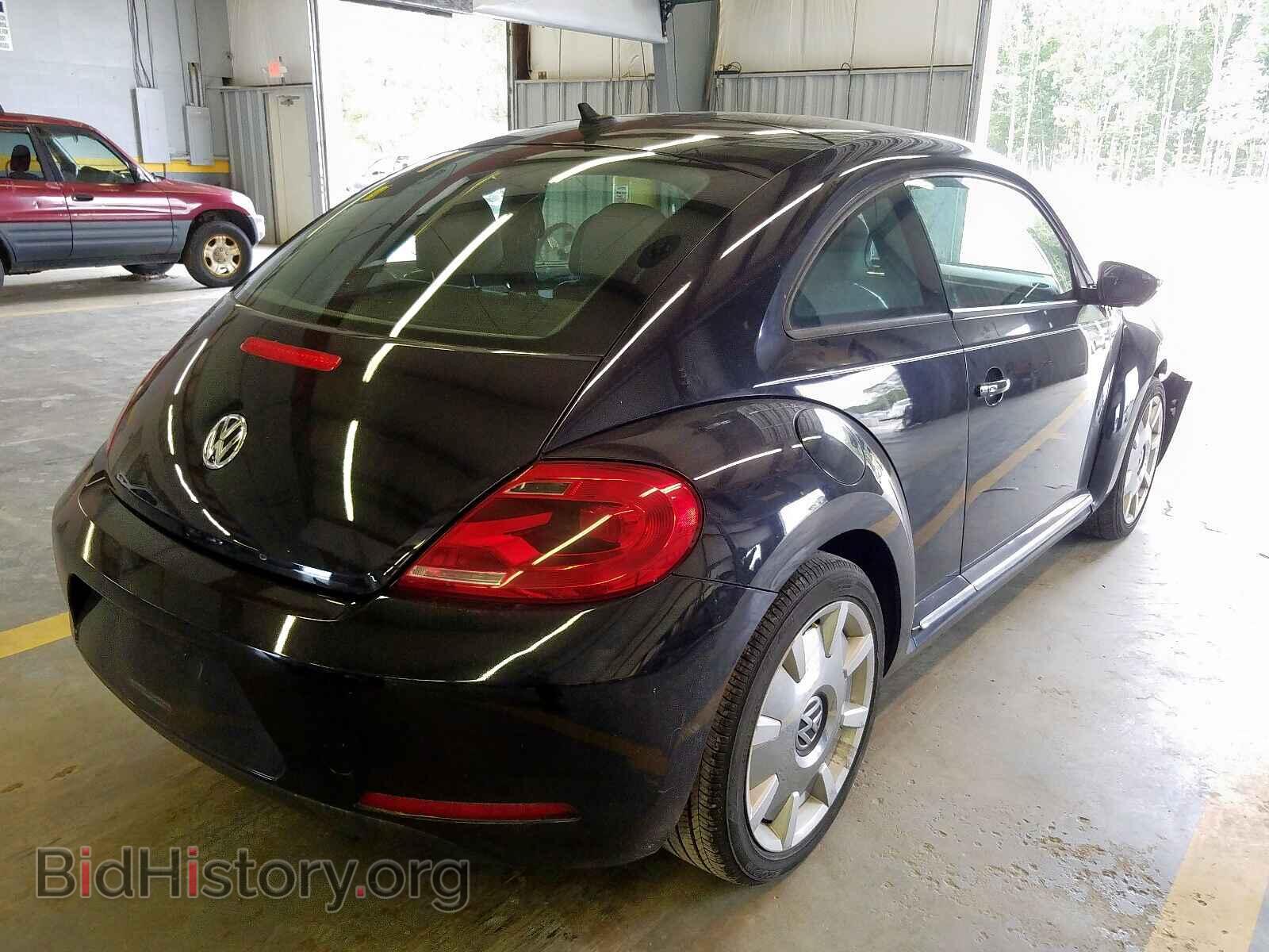 2013 VOLKSWAGEN BEETLE - VIN: 3VWJP7AT3DM692952 - Фото 4