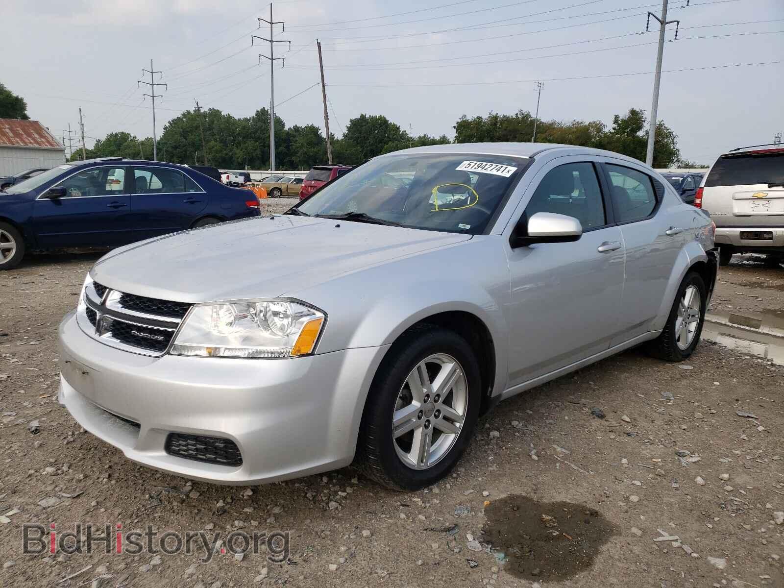 2011 DODGE AVENGER - VIN: 1B3BD1FB3BN526366 - Фото 2