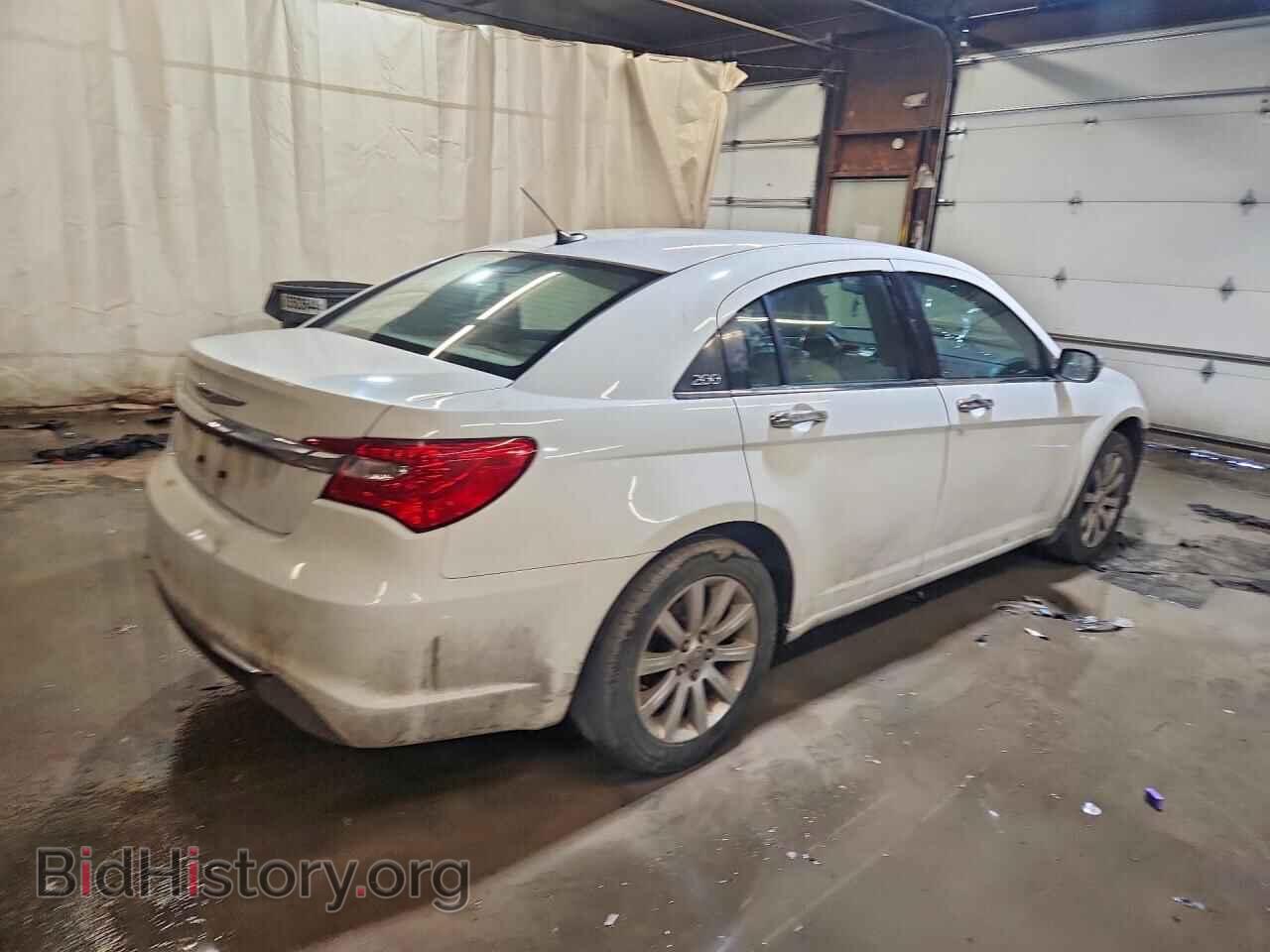 2013 CHRYSLER 200 - VIN: 1C3CCBCG0DN521077 - Фото 3
