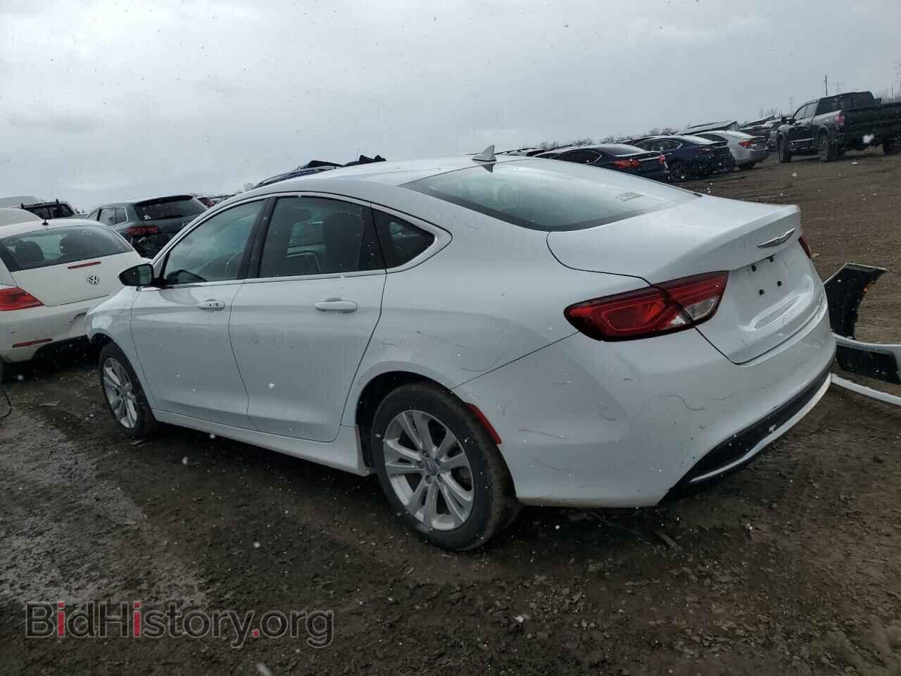 2016 CHRYSLER 200 - VIN: 1C3CCCAB8GN111984 - Фото 2