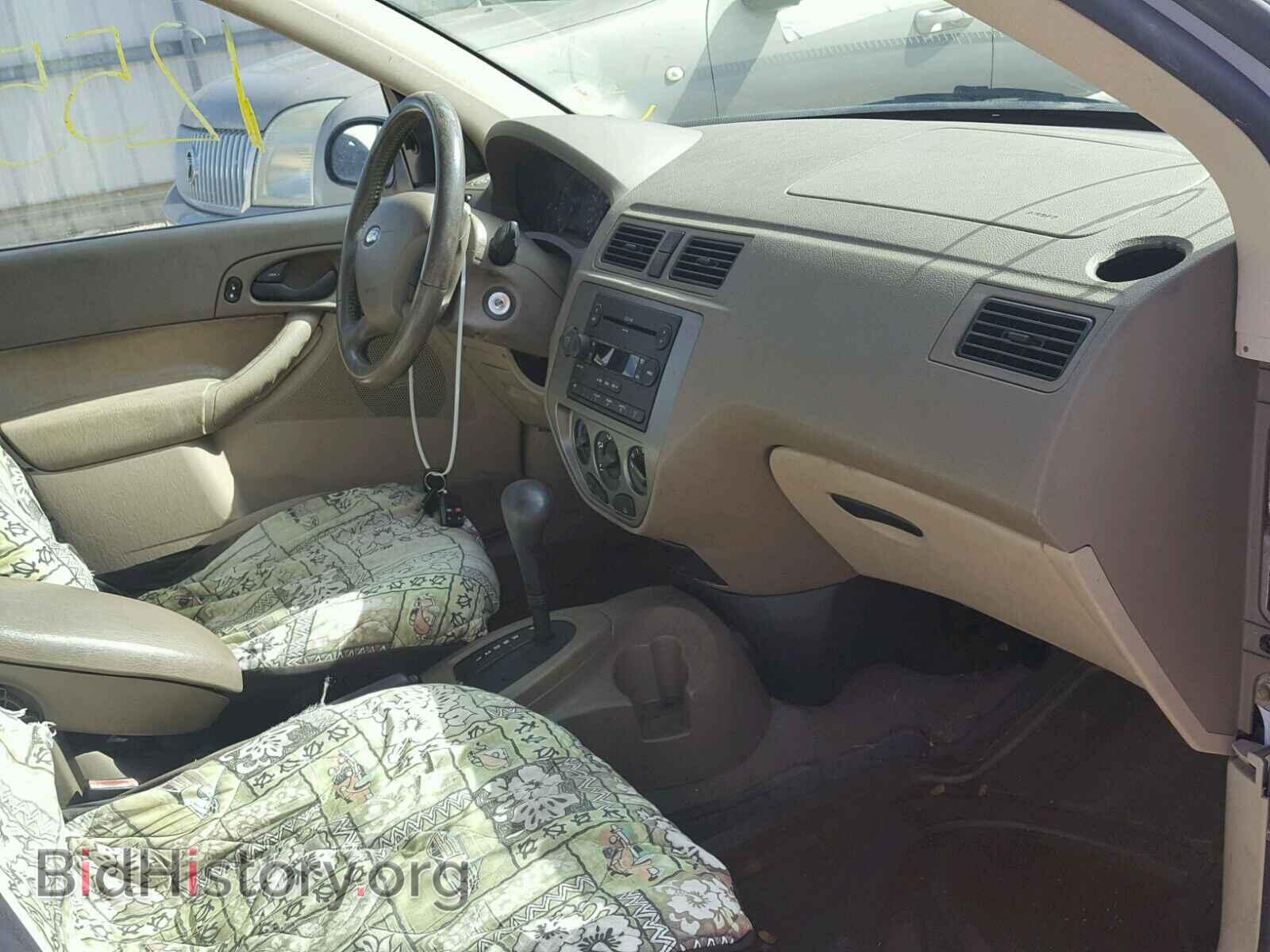 2005 FORD FOCUS - VIN: 1FAHP34N35W314452 - Фото 5