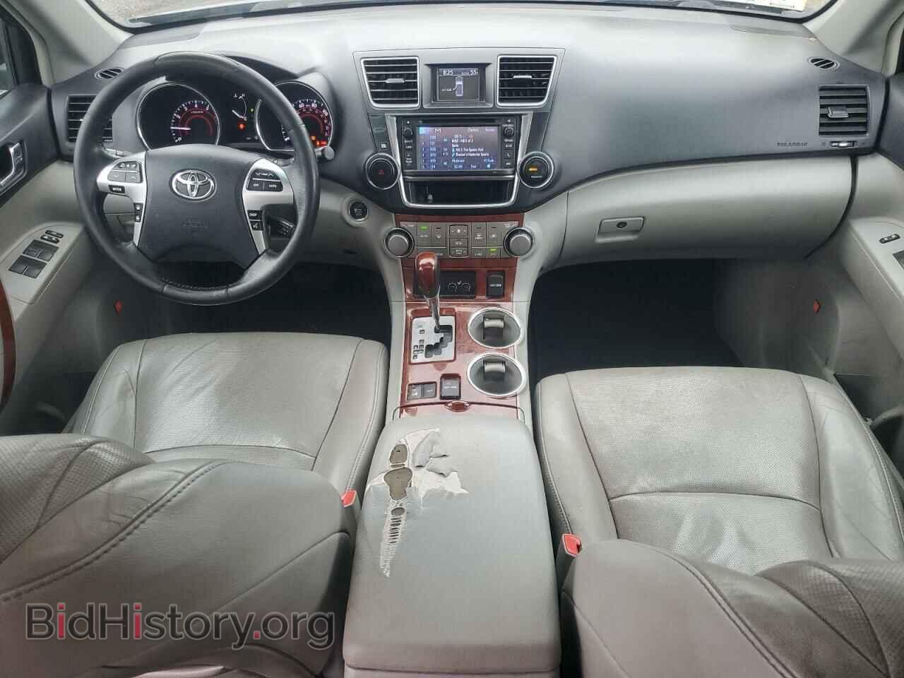 2013 TOYOTA HIGHLANDER - VIN: 5TDDK3EH8DS251315 - Фото 8