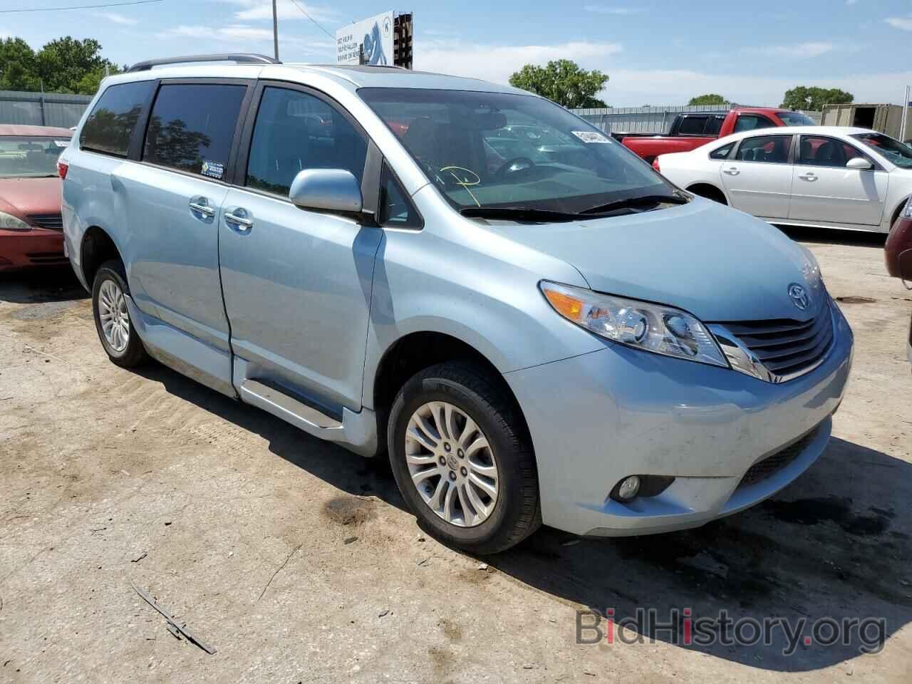 Photo 5TDYK3DC5GS715009 - TOYOTA SIENNA 2016