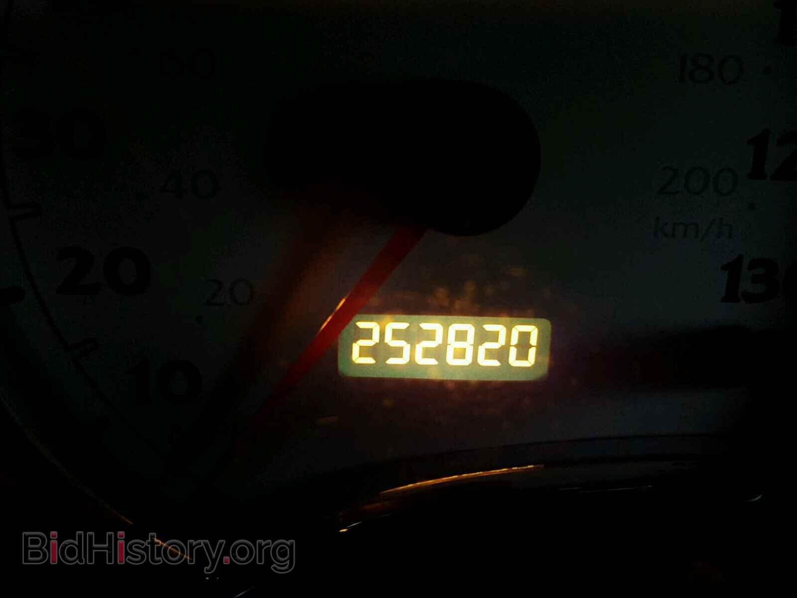 2005 SATURN VUE - VIN: 5GZCZ33D45S832485 - Фото 8