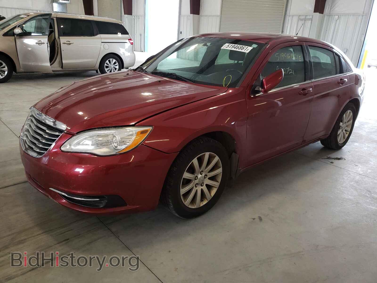 2011 CHRYSLER 200 - VIN: 1C3BC1FB3BN504194 - Фото 2